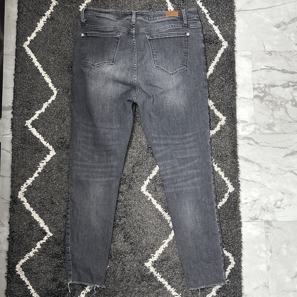 Judy Blue Charcoal Skinny Jeans for Women - Picture 3 of 3